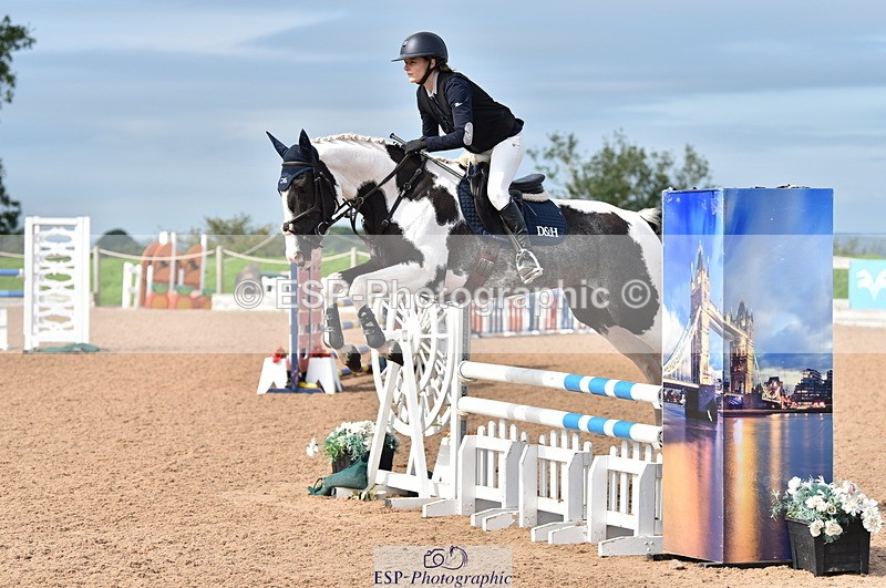 230810A-101350-00242 - Cls 8 British Novice & 90cm Open