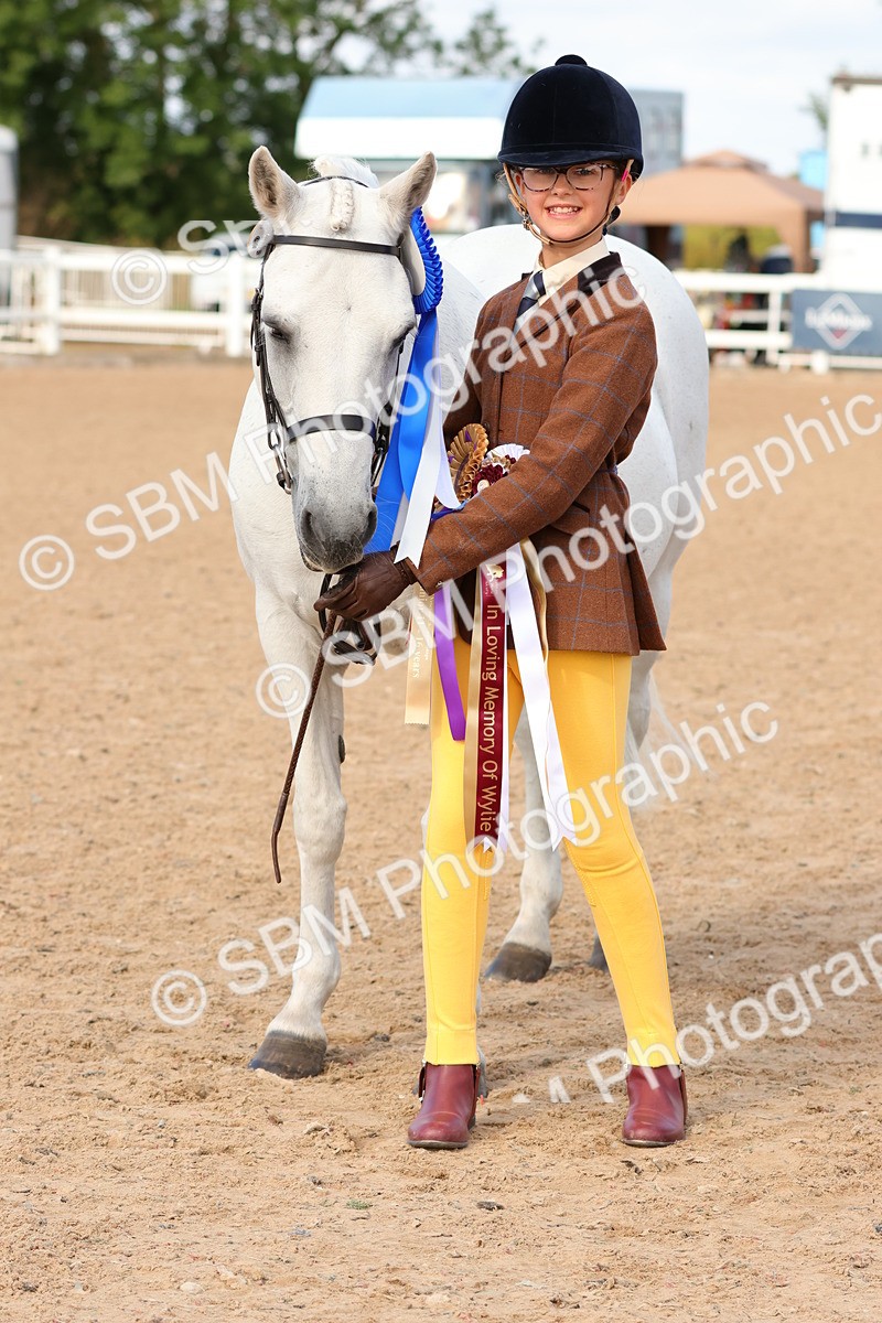 SBM_09265 - Class 204 - Young Handler