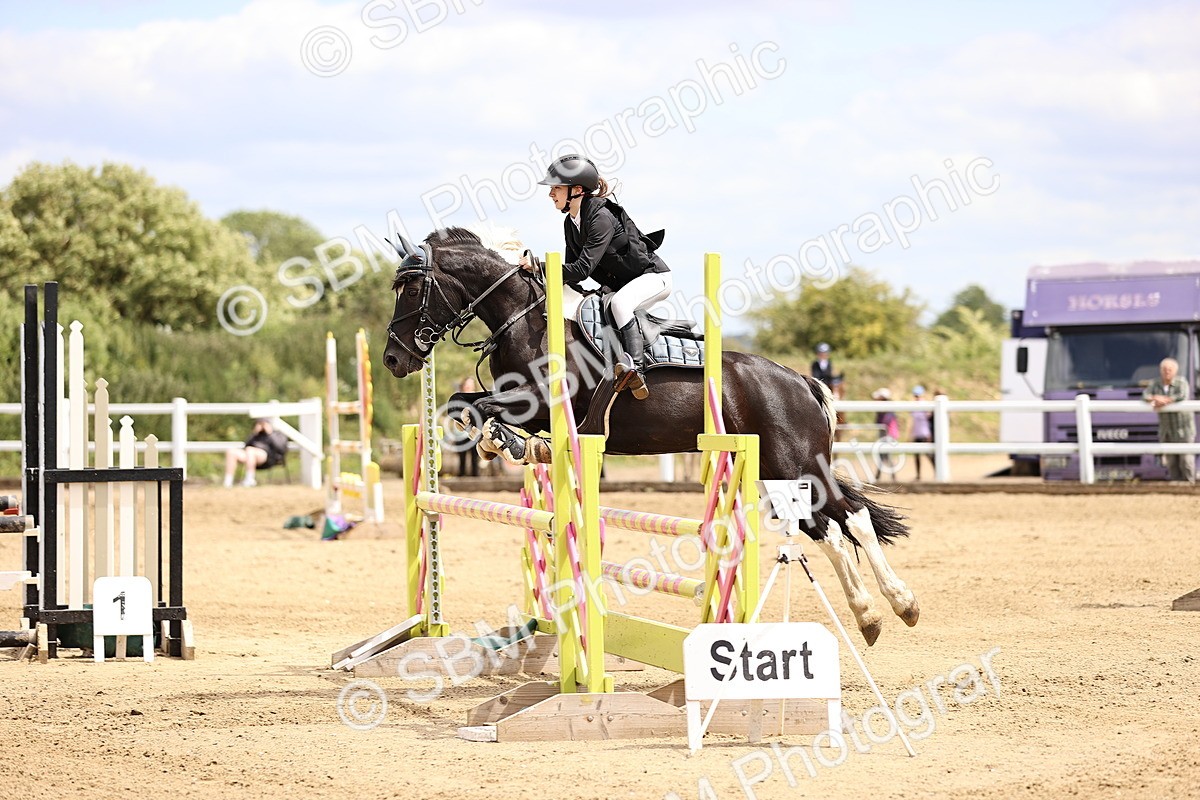 SBM_000050 - Class 3 - 90cm showjumping