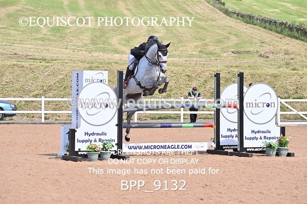BPP_9132 - CLASS 21 SAT Redpost Equestrian Senior Foxhunter/1.20m Open