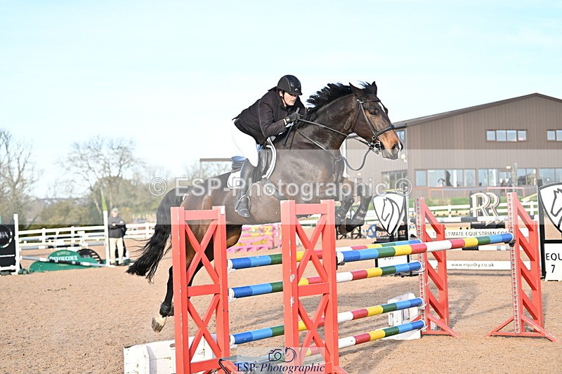 241113A-143133-00887 - Cls 05A&B Snr Fox & 1.20m Open