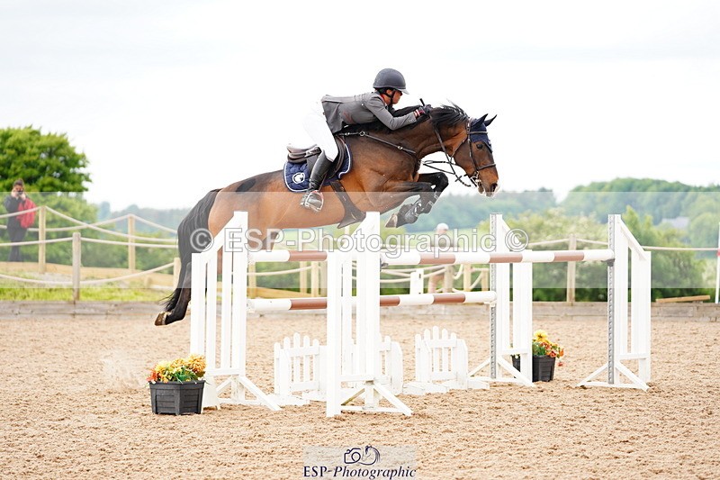 240524A-140042-04173 - Cls 17 National 1.30m