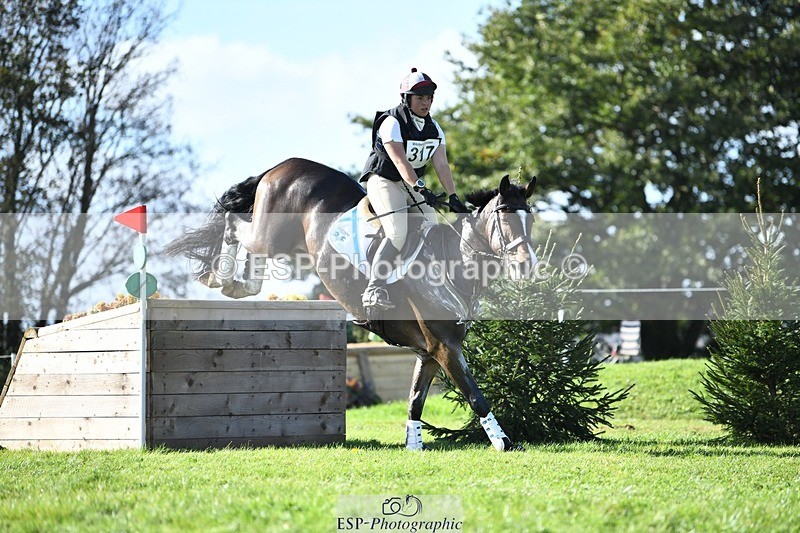 231022-123310-28596 - 317-THREEROCKS.PEGGY.BAWN-Harriet.Dickin-XC