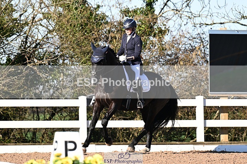 260214-103556-03434 - 115-Louise.Hutchinson