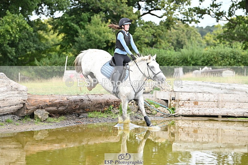 250821B-111359-00222 - Group B - Danielle