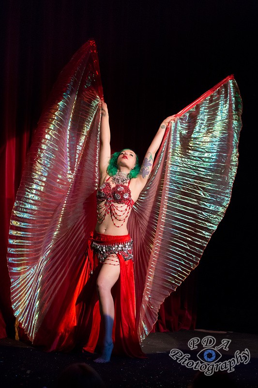 35 Bruise Violet, Burlesque