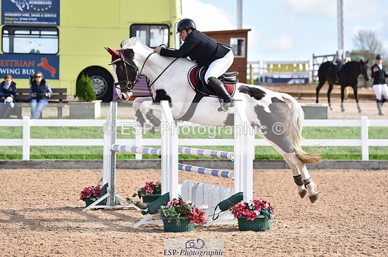 231015A-130424-08190 - Cls 25 95cm Amateur Q 2nd R