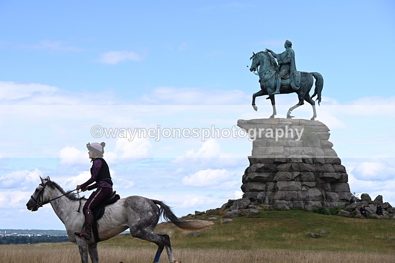 DSC_9804 - Time at Statue 15:11 to 15:58