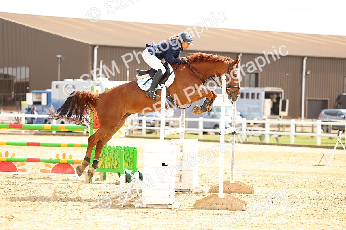 SBM_010432 - Class 4 - Senior Foxhunter - 1.20m Open