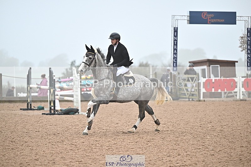 241103A-101444-06597 - SUN Cls 18 British Novice and 90cm Open