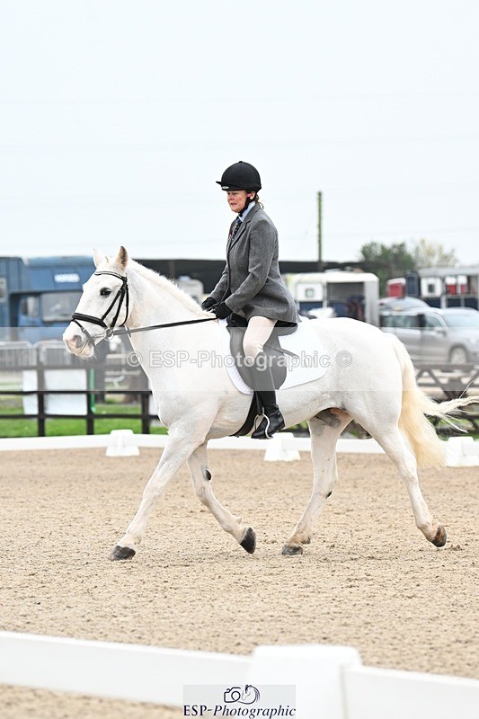 241103-103034-00347 - Intro 3 - 9.40 to 10.40