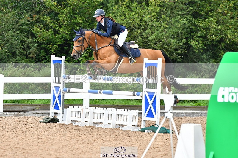 230819A-125317-00568 - Cls 26+28 Pony Foxhunter & 1.15m