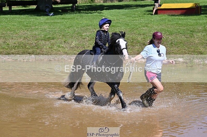 240728B-111630-01390 - Gemma's Group XC