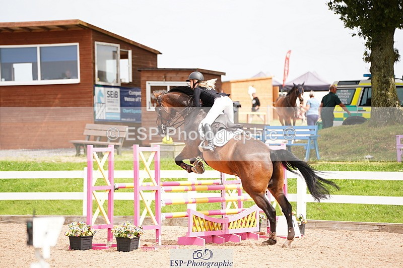 240803A-141224-08421 - Cls 38 1.05m Amateur Qualifier