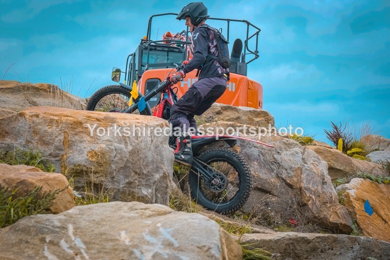 DSCF0982 - Ripon MC Summer series Main - 27/09