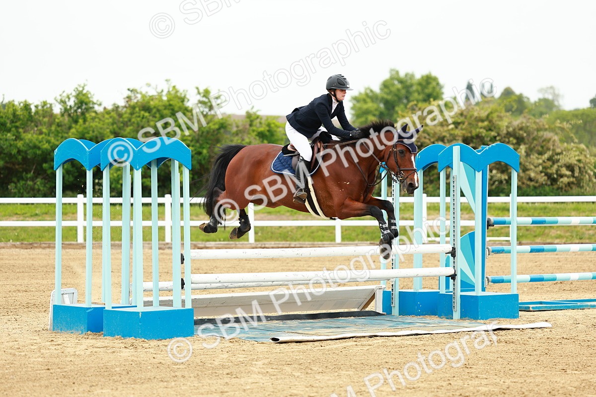 SBM_001003 - Class 4 - Senior Newcomers - 1.10m