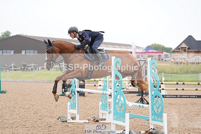 240901A-092802-05376 - 360-Felix.Etzel-FINANZIERUNGSSTALLS.ELIOPE