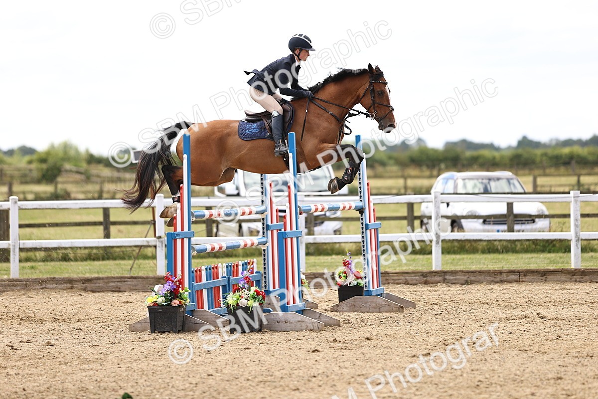 SBM_003662 - Class 22 - Senior Foxhunter 1.20m
