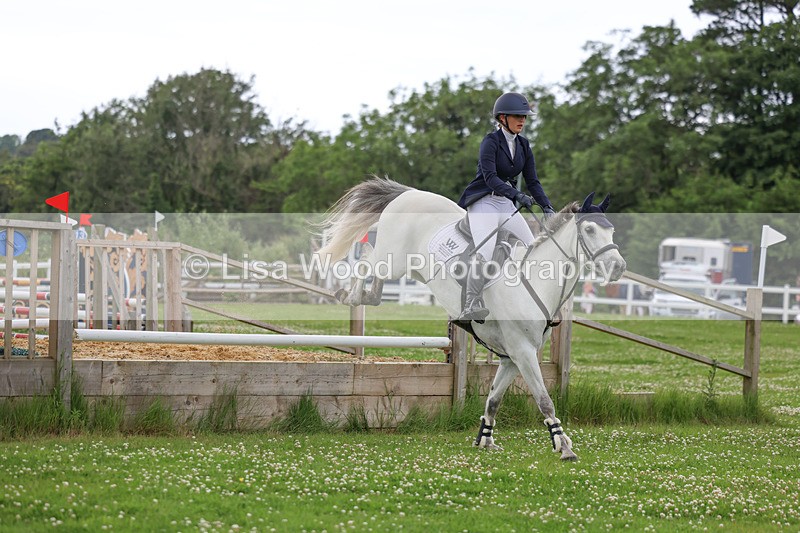 3E7A3790 - Class 6: Hawkins Motors Senior 1.00m Derby