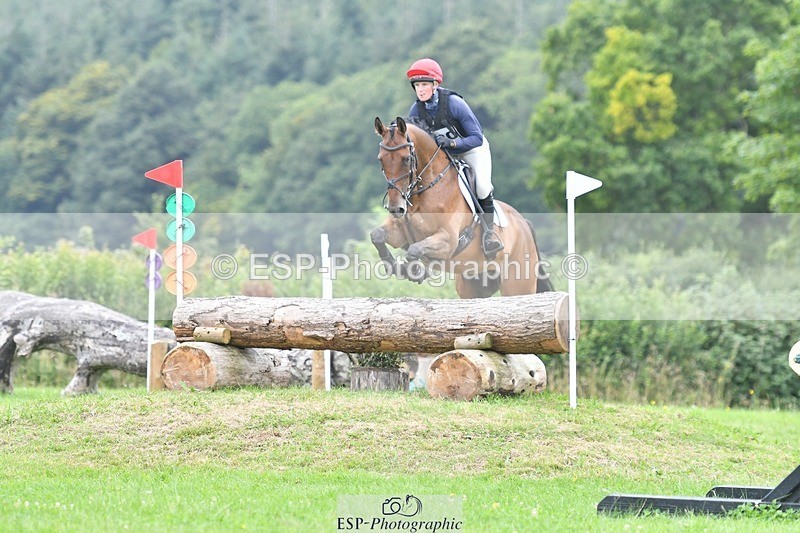 240803-122000-03540 - 120-Rosie_Bradley-Hole-BROADSTRUTHER