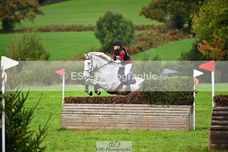 251025A-134350-20419 - F-476-Romellie.Brown