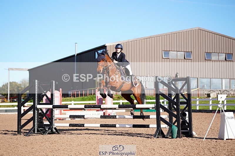 241027A-110858-02376 - SUN Cls 5 Pony Discovery and 90cm Open