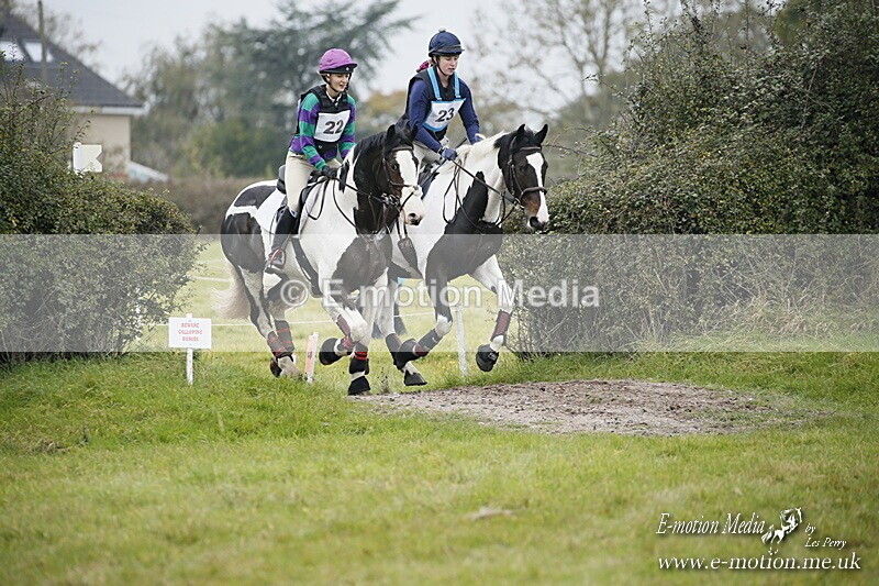 WWHT 181020 WWHT 181020 1000 - WWEC Novice Pairs (0.80m) 18/10/20