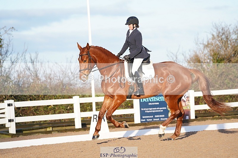 241214-104038-00230 - 136-NATALIE.PASSMORE-U.Legend