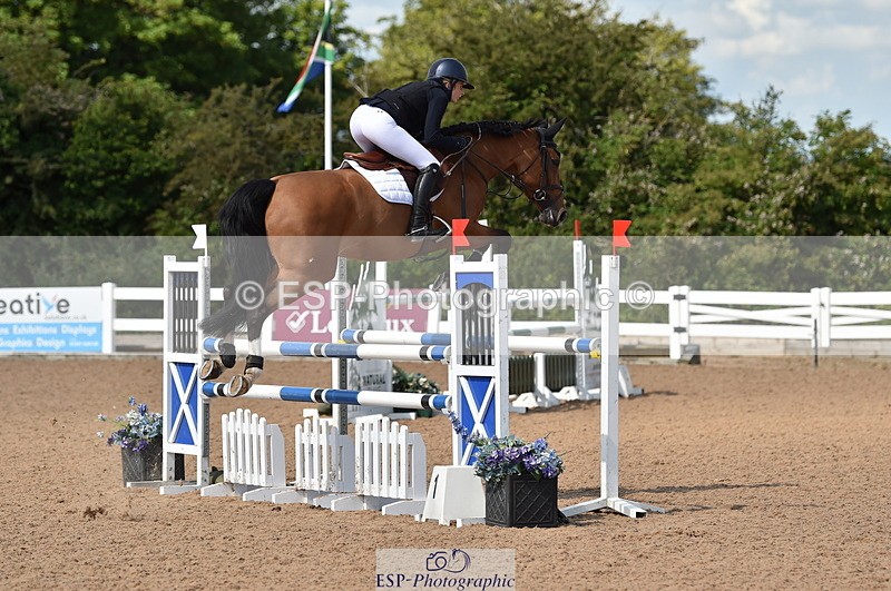 230720A-104934-02240 - Cls 29, 6 Yr Olds 1.20m