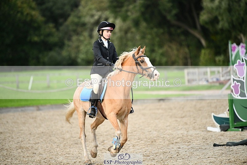 251004A-165730-02312 - Classes 10 & 11 80cm