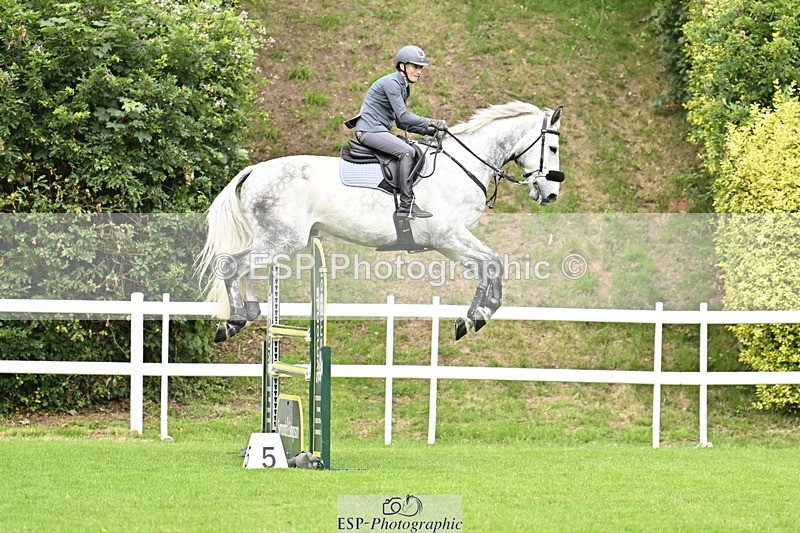 250613A-114900-00781 - Cls 2 Snr 1.15m Members Cup