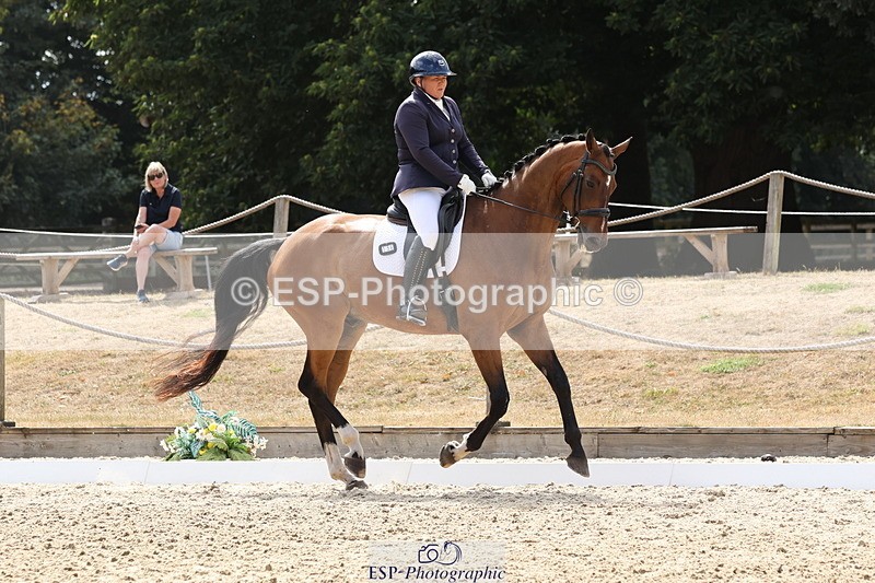 250809A-153006-04591 - 156-Emily.FarleighY.Not.Hugo