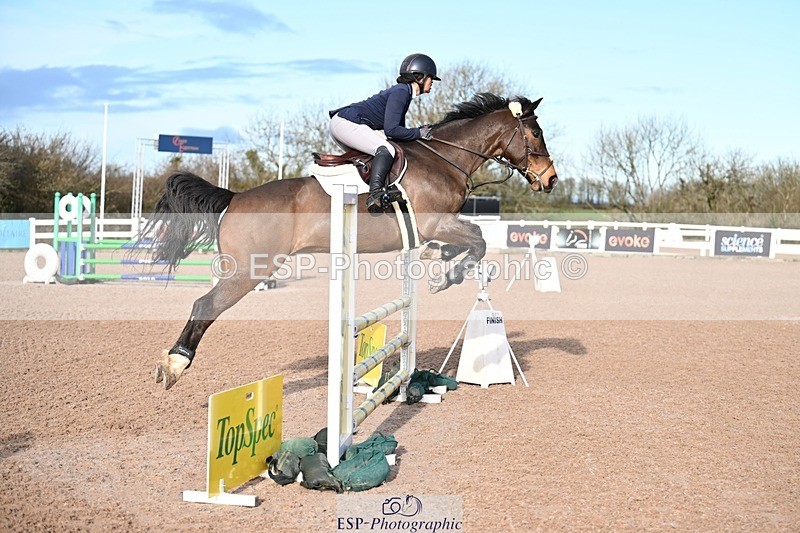 260128-103557-00120 - Clear Round & Brit Nov 90cm