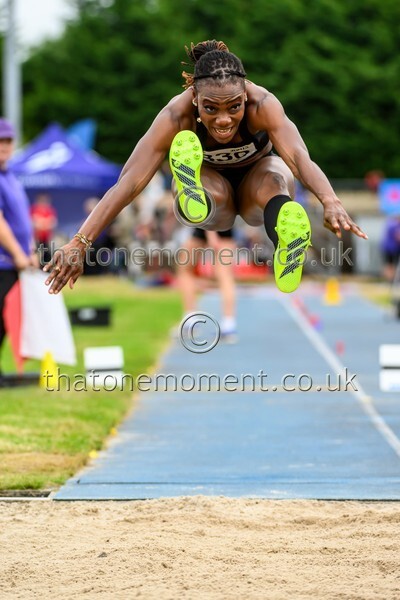 Sen25SAT-926310 - Field Female Set Two