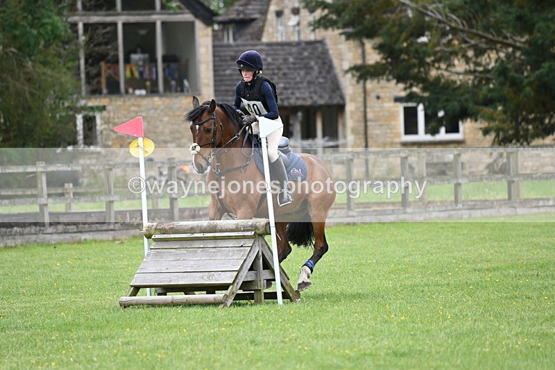 WJ6_3850 - Class 6 80cm