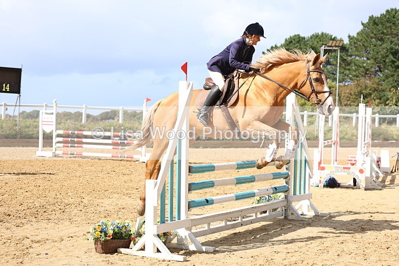 3E7A9796 - Class 10: Senior 95cm open