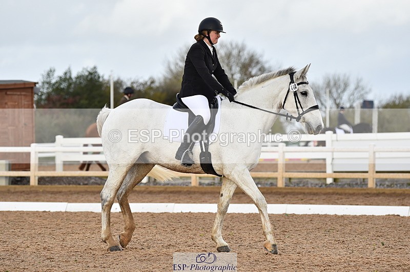 231104A-115134-01617 - Cls 5 Novice 37A