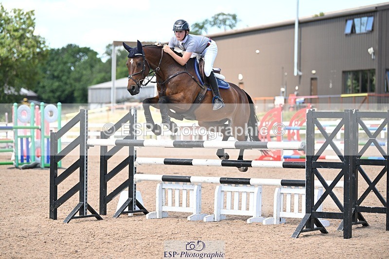 250709-154721-01216 - Cls 6 Snr Fox & 1.20m