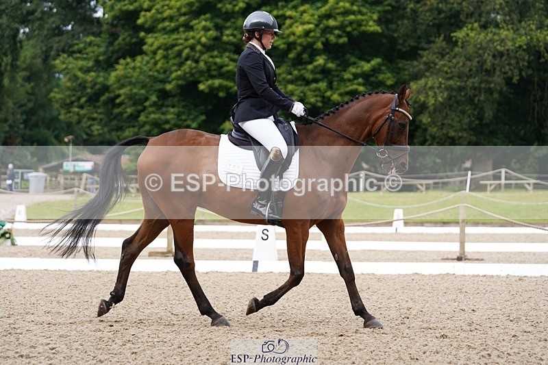 240721-104200-07655 - 127-Danielle_Thackray-Romanno_Maydream