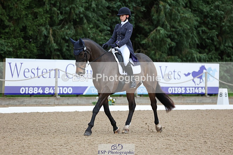 241024-092453-01274 - 204-Megan.Brown-METROPOLITAN.CLOVER