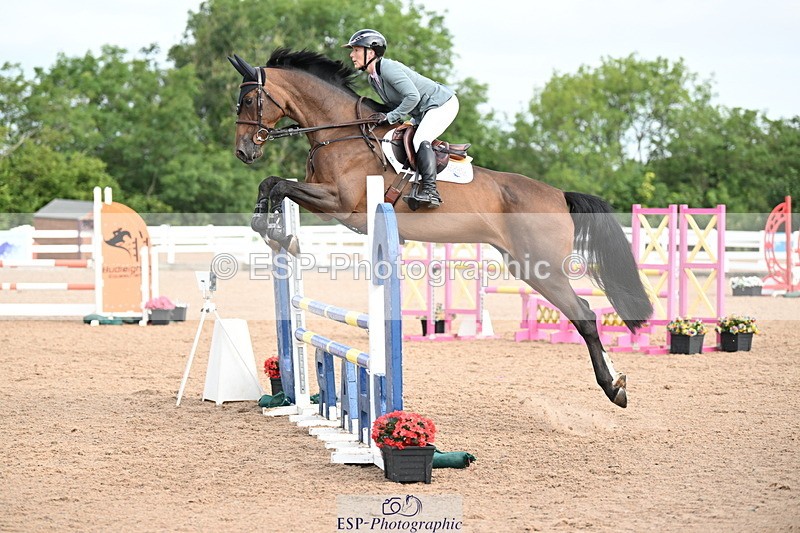 240802A-085359-03261 - Cls 21 A&B Brit Nov & 90cm Open