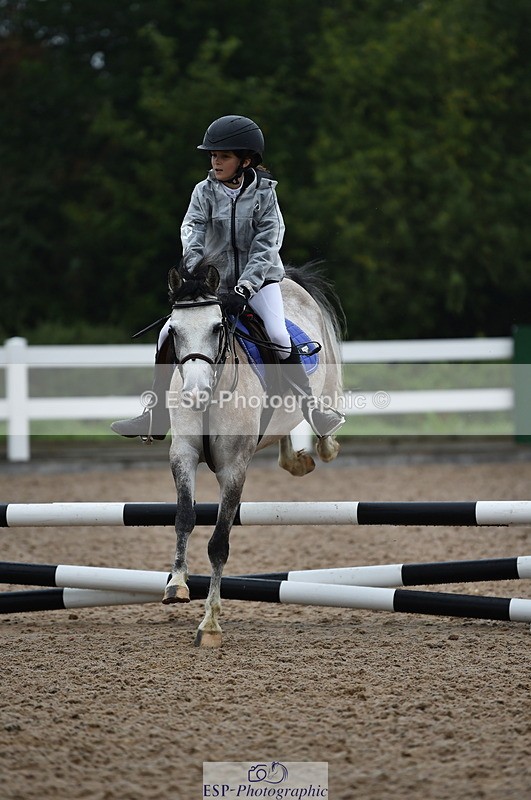 220829A-152900-00061 - Clear Round & 60cm  1a - 1b