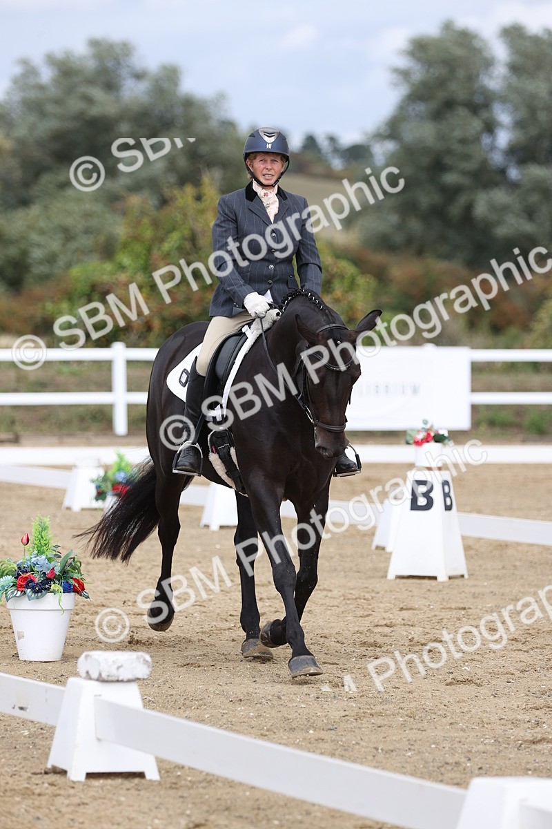 SBM_003868 - Class 9 - Novice 3 Champs