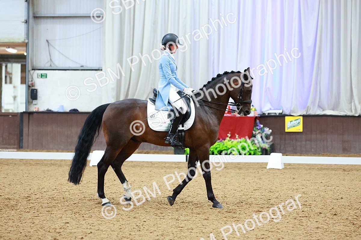 SBM_007917 - Class 9 - FEI INT II - 16.54.17.57