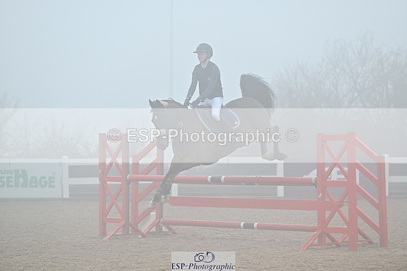 250208-124331-00645 - Cls 9 Pony Newcomers and 1m