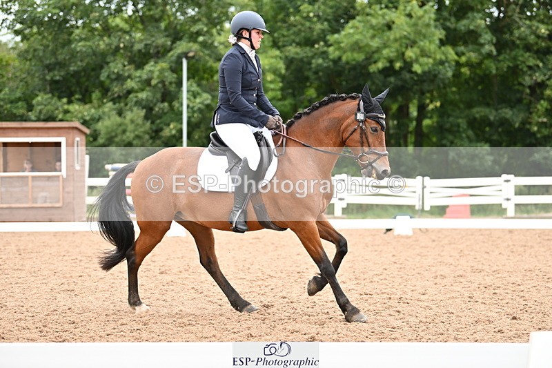 240817A-151536-10040 - 126-Emma.Chamberlain-Fleethouse.Lady.Kate