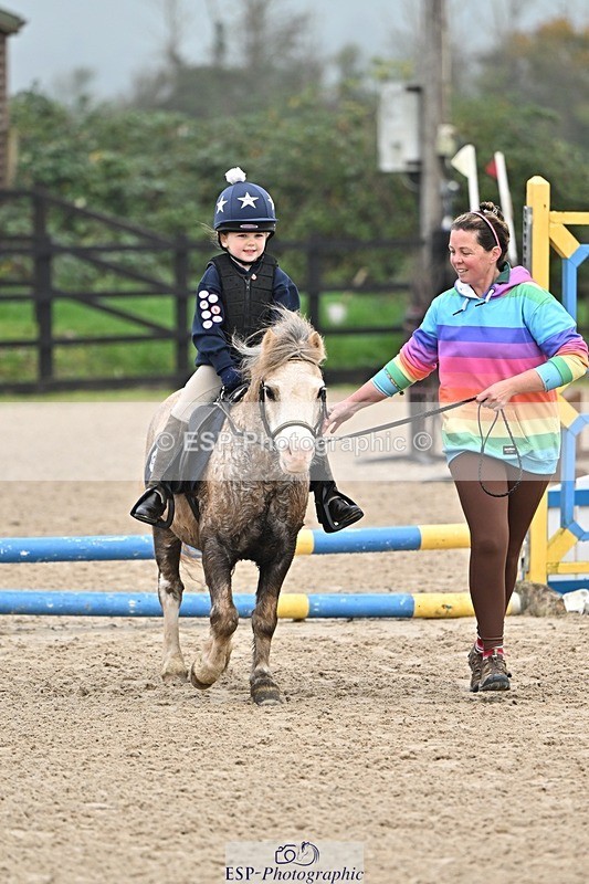 241110-093620-00019 - 40cm Showjumping