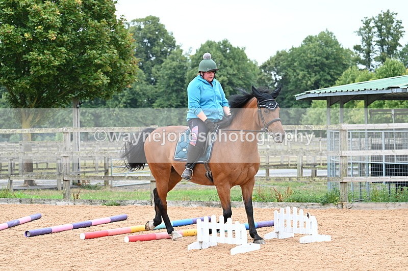 WJ7_8379 - Poles 11:00am