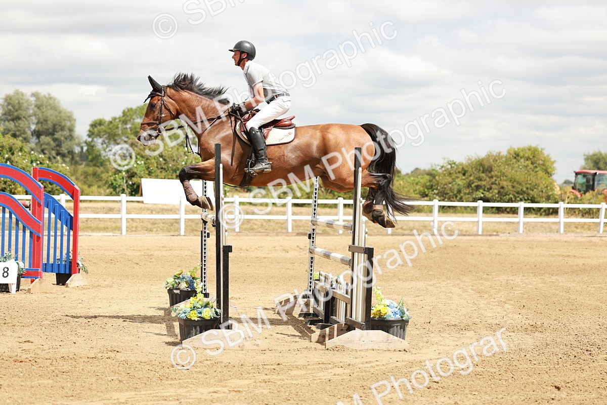 SBM_018477 - Class 21 - Senior Newcomers Championship 2d Rd