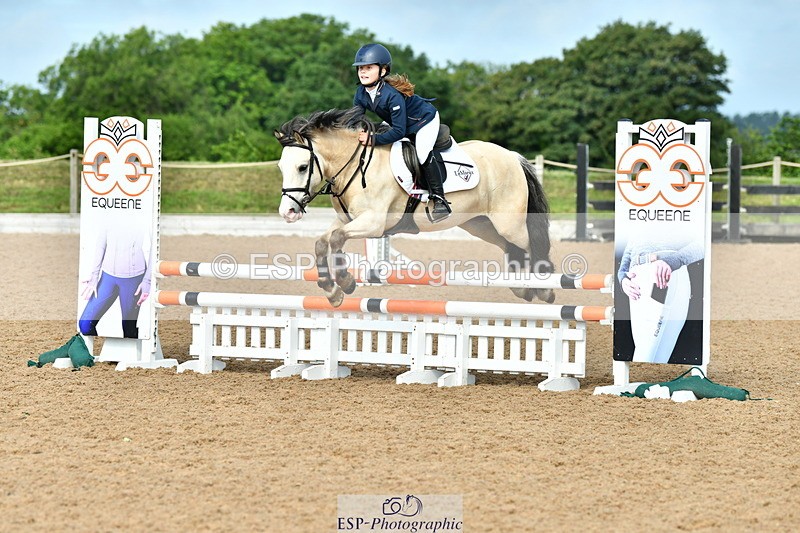 230624A-092121-00140 - Cls 36 Stepping Stones 128 & 138cm